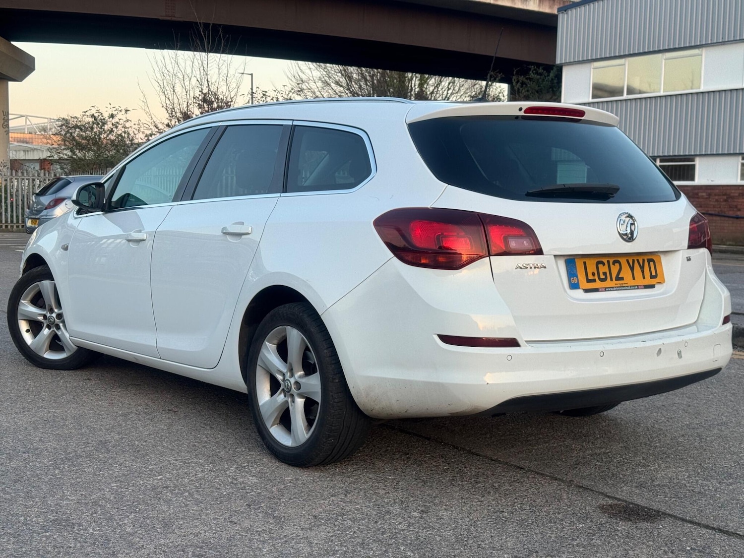 Used Vauxhall Astra 2012 for sale - 77783242: Photo 8