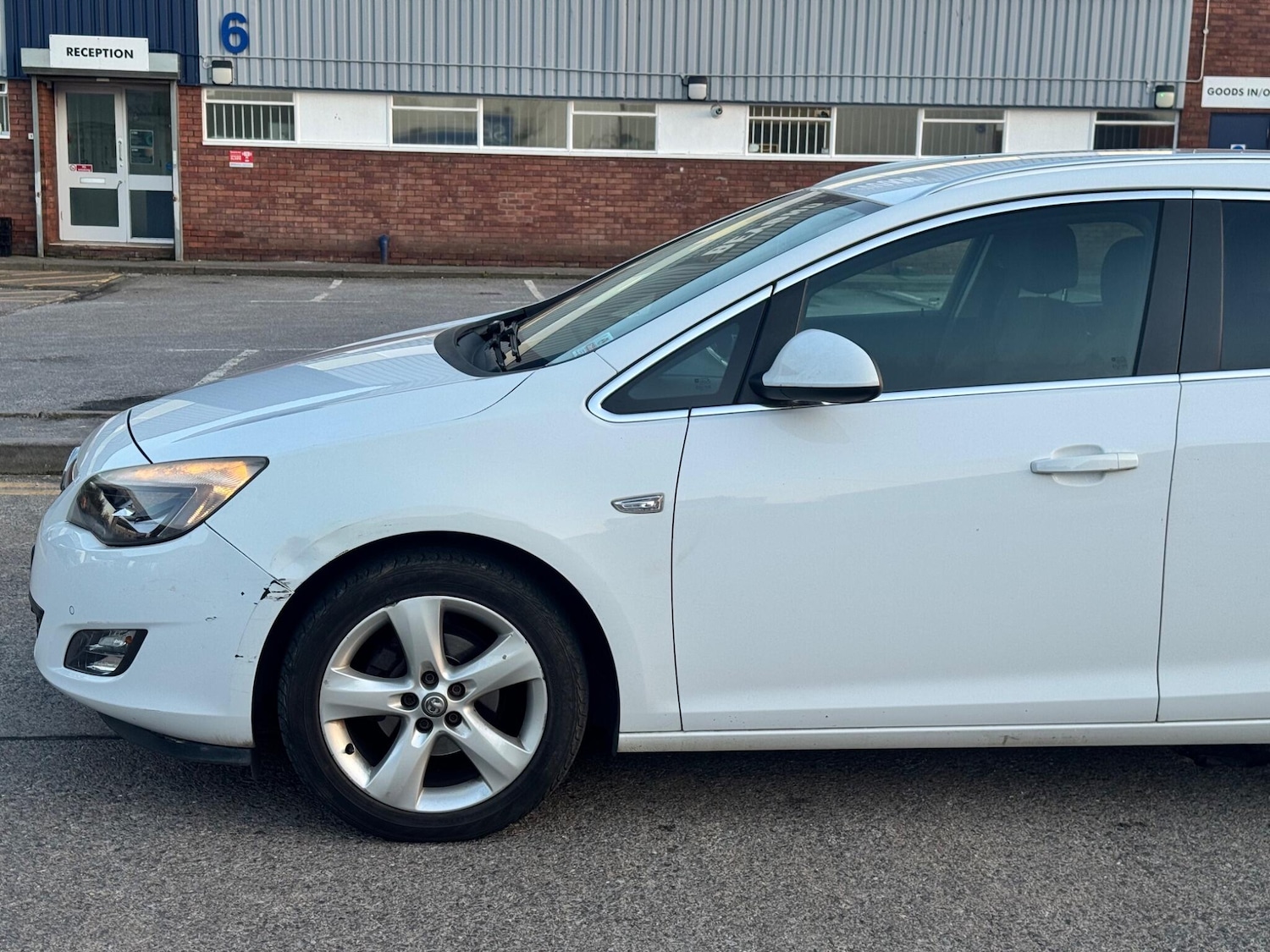Used Vauxhall Astra 2012 for sale - 77783242: Photo 9