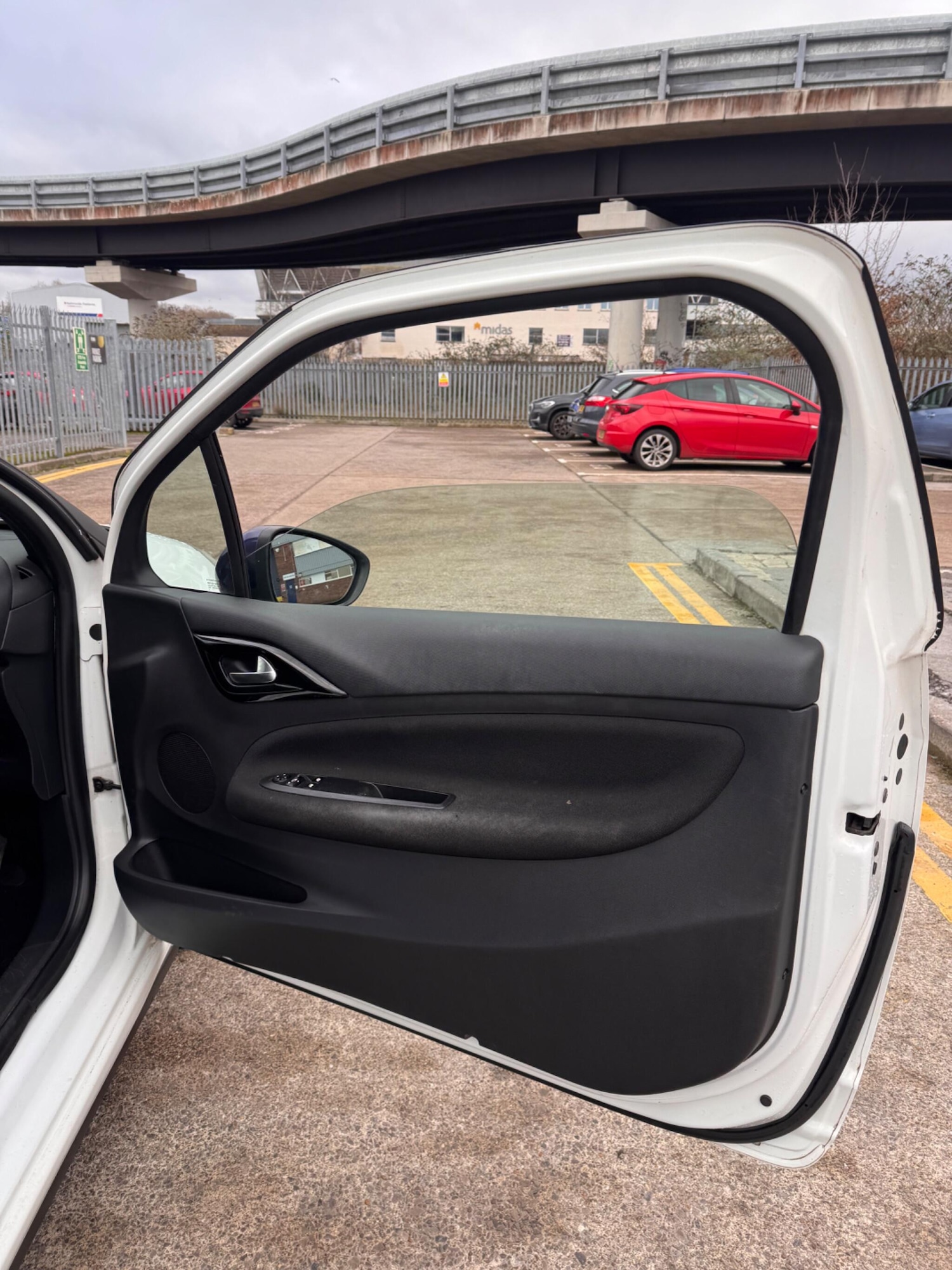 Used Citroen DS3 2013 for sale - 77512296: Photo 32