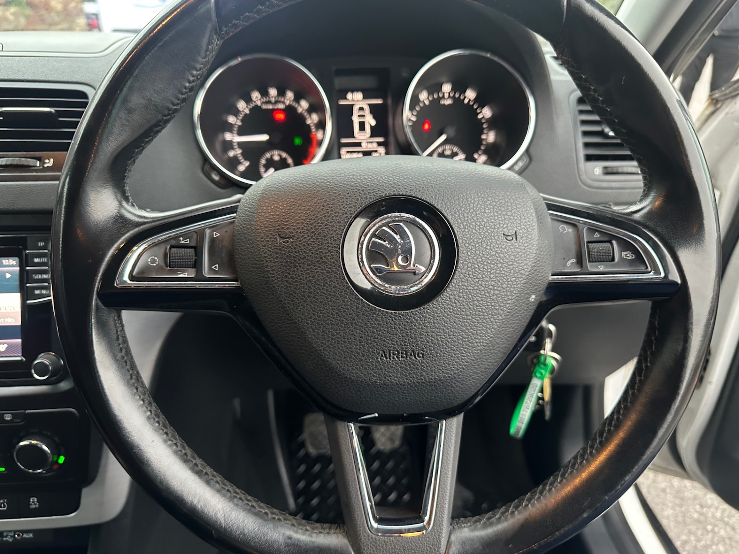 Used Skoda Yeti 2015 for sale - 77021395: Photo 21