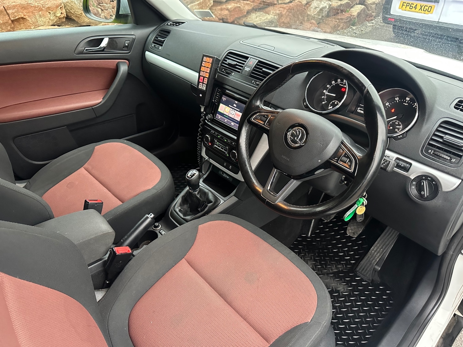 Used Skoda Yeti 2015 for sale - 77021395: Photo 23