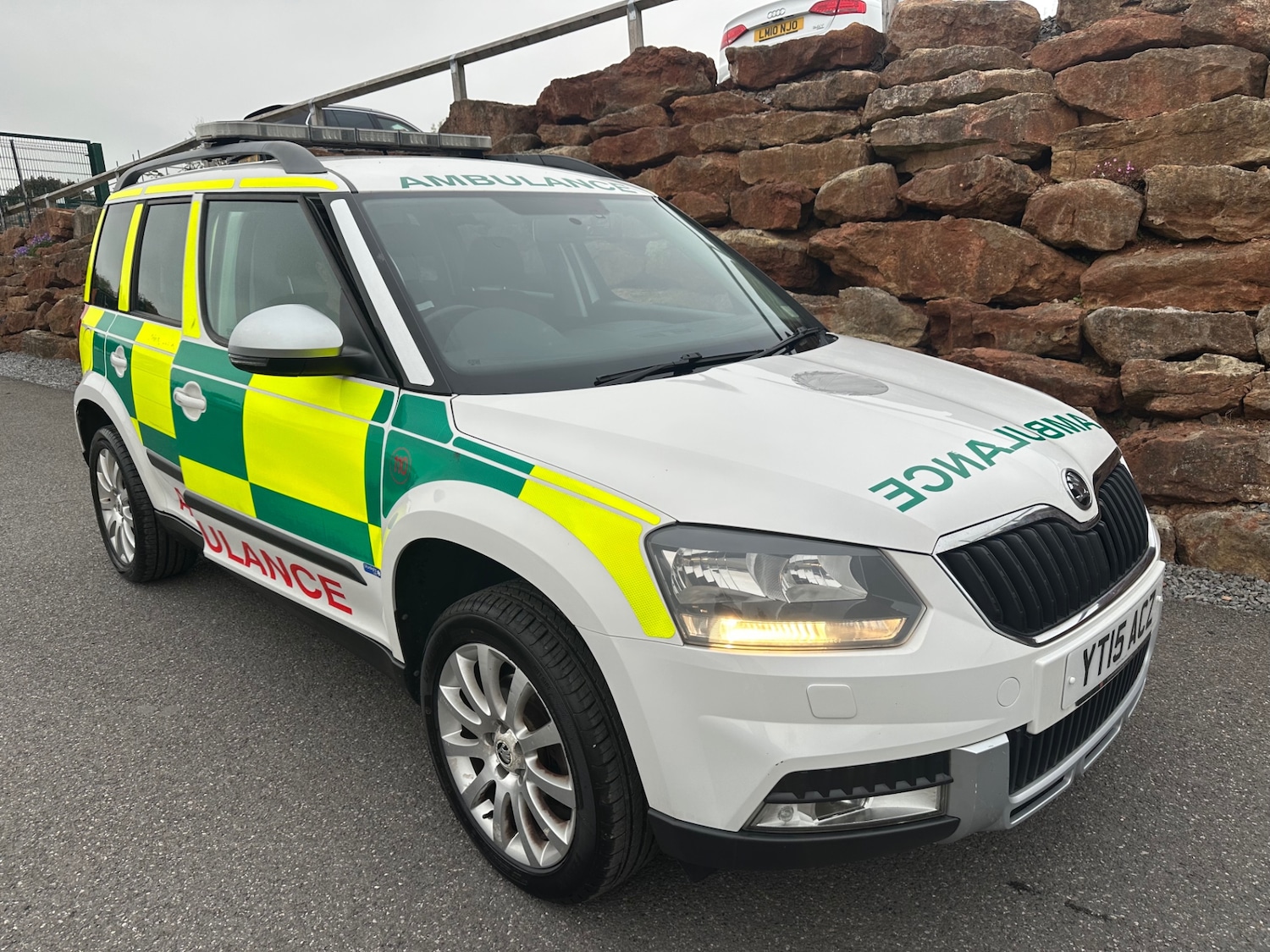 Used Skoda Yeti 2015 for sale - 77021395: Photo 3