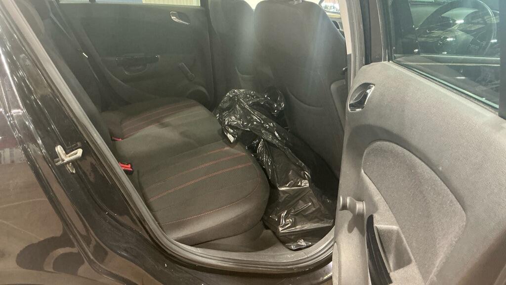 Used Vauxhall Corsa 2011 for sale - 78048057: Photo 8