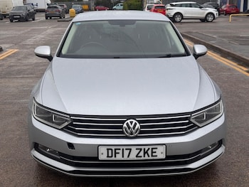 Used Volkswagen Passat 2017 for sale - 77512269: Photo