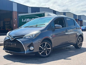 Used Toyota Yaris 2016 for sale - 79212794: Photo