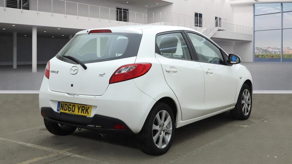 Used Mazda Mazda2 2011 for sale - 77940270: Photo 4