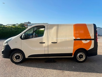 Used Vauxhall Vivaro 2018 for sale - 79296011: Photo