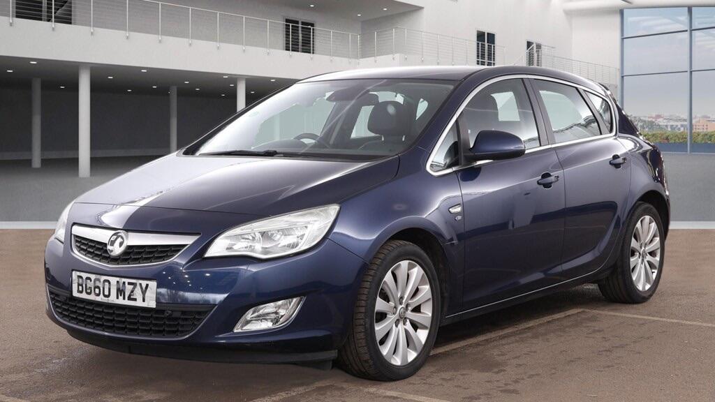Used Vauxhall Astra 2010 for sale - 78047310: Photo 2