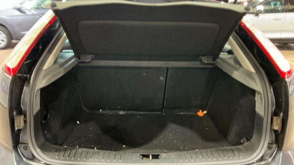 Used Ford Focus 2009 for sale - 77940309: Photo 5