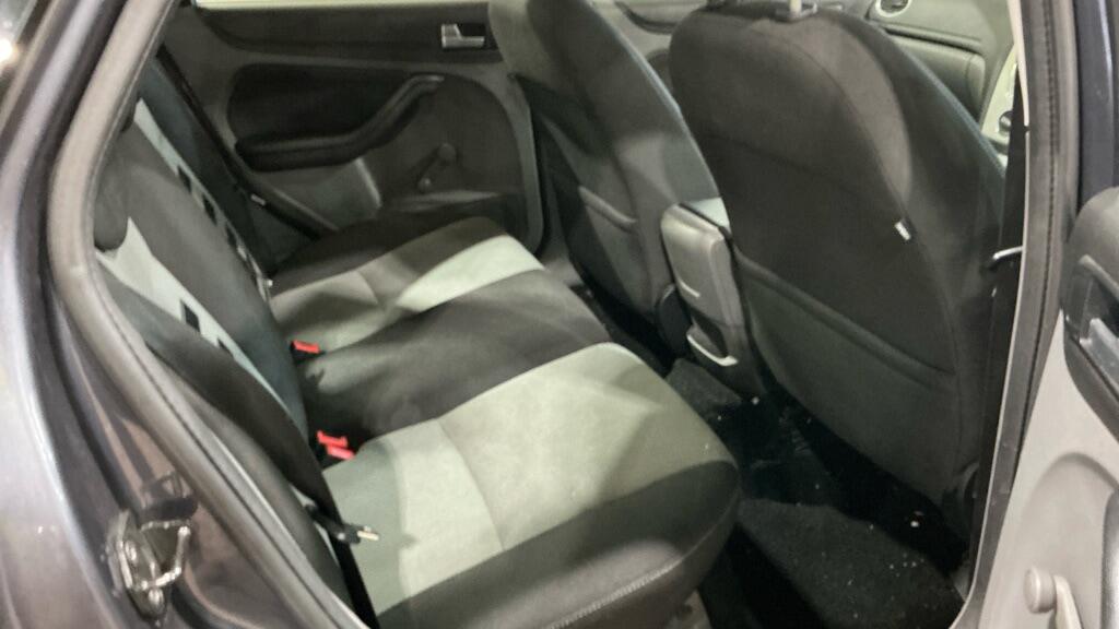 Used Ford Focus 2009 for sale - 77940309: Photo 6