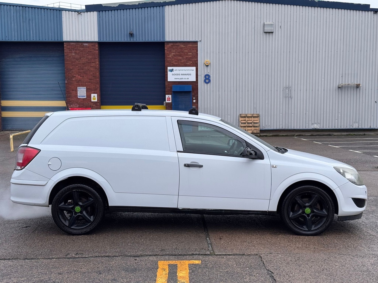 Used Vauxhall Astra Van 2008 for sale - 77060084: Photo 5