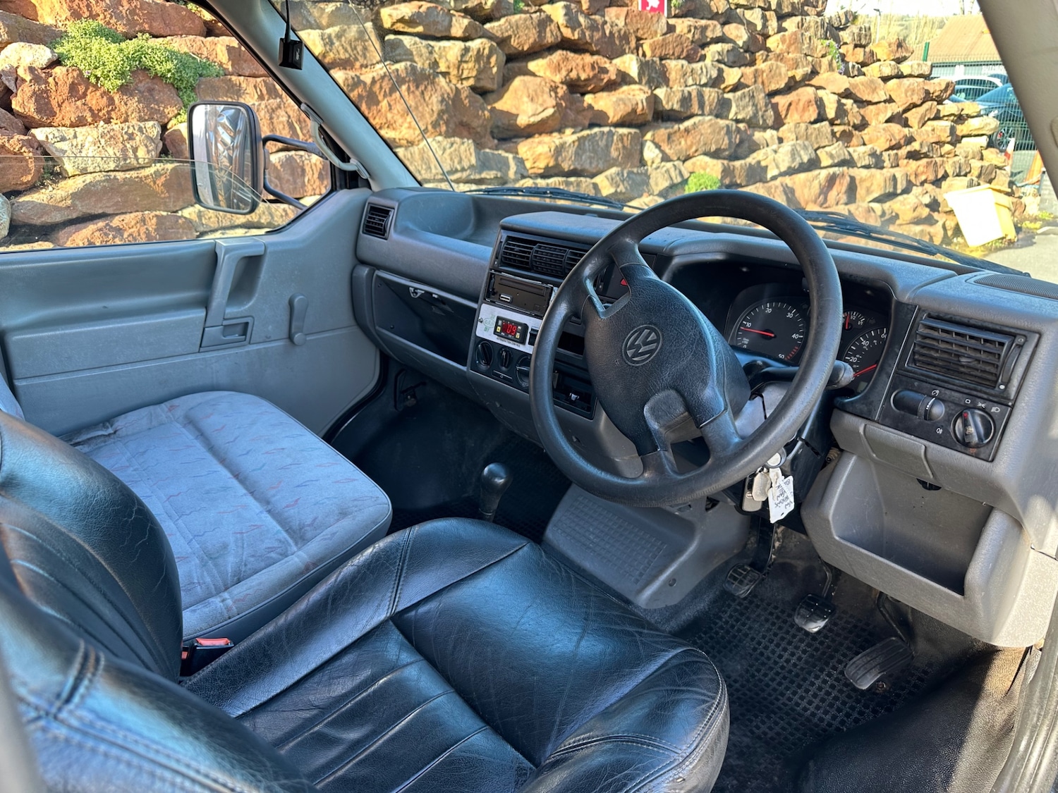 Used Volkswagen Transporter 2002 for sale - 77065619: Photo 22