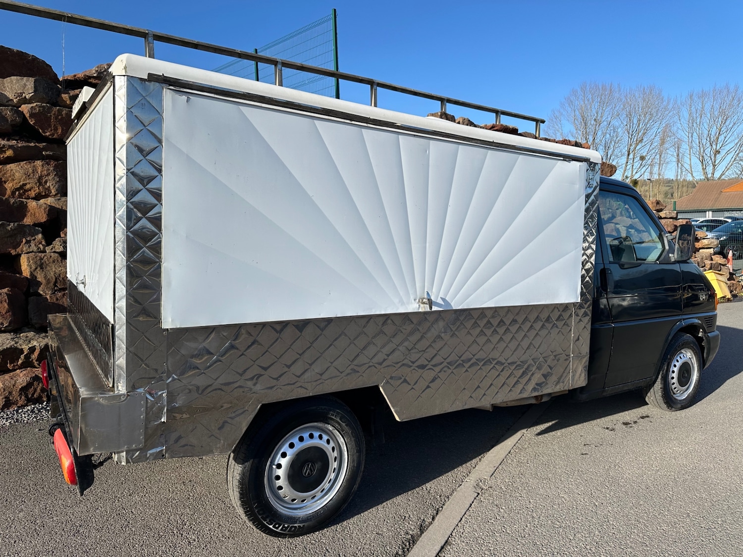 Used Volkswagen Transporter 2002 for sale - 77065619: Photo 5