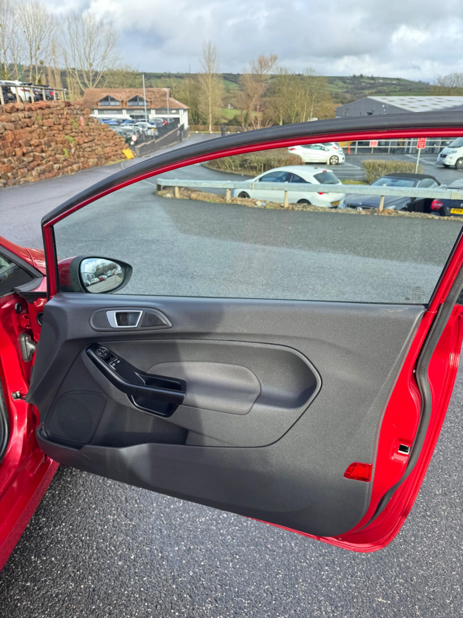 Used Ford Fiesta 2016 for sale - 77512279: Photo 32