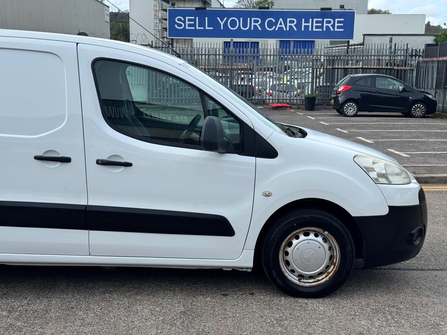 Used Peugeot Partner 2011 for sale - 78204060: Photo 15