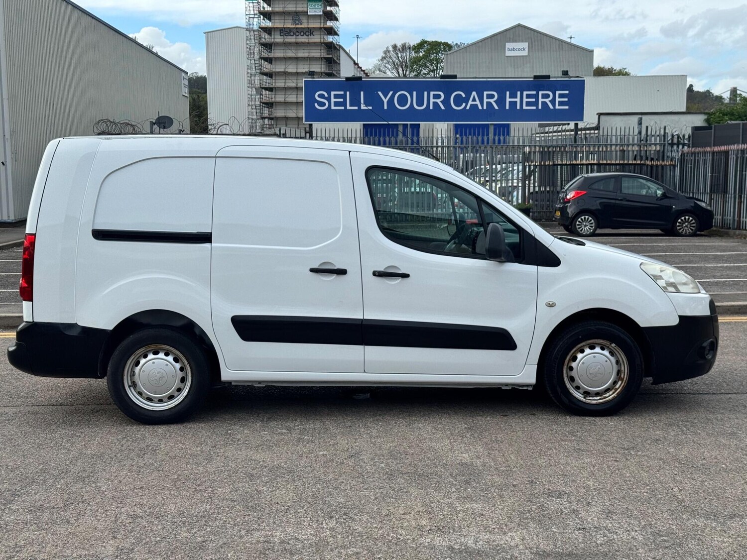 Used Peugeot Partner 2011 for sale - 78204060: Photo 17