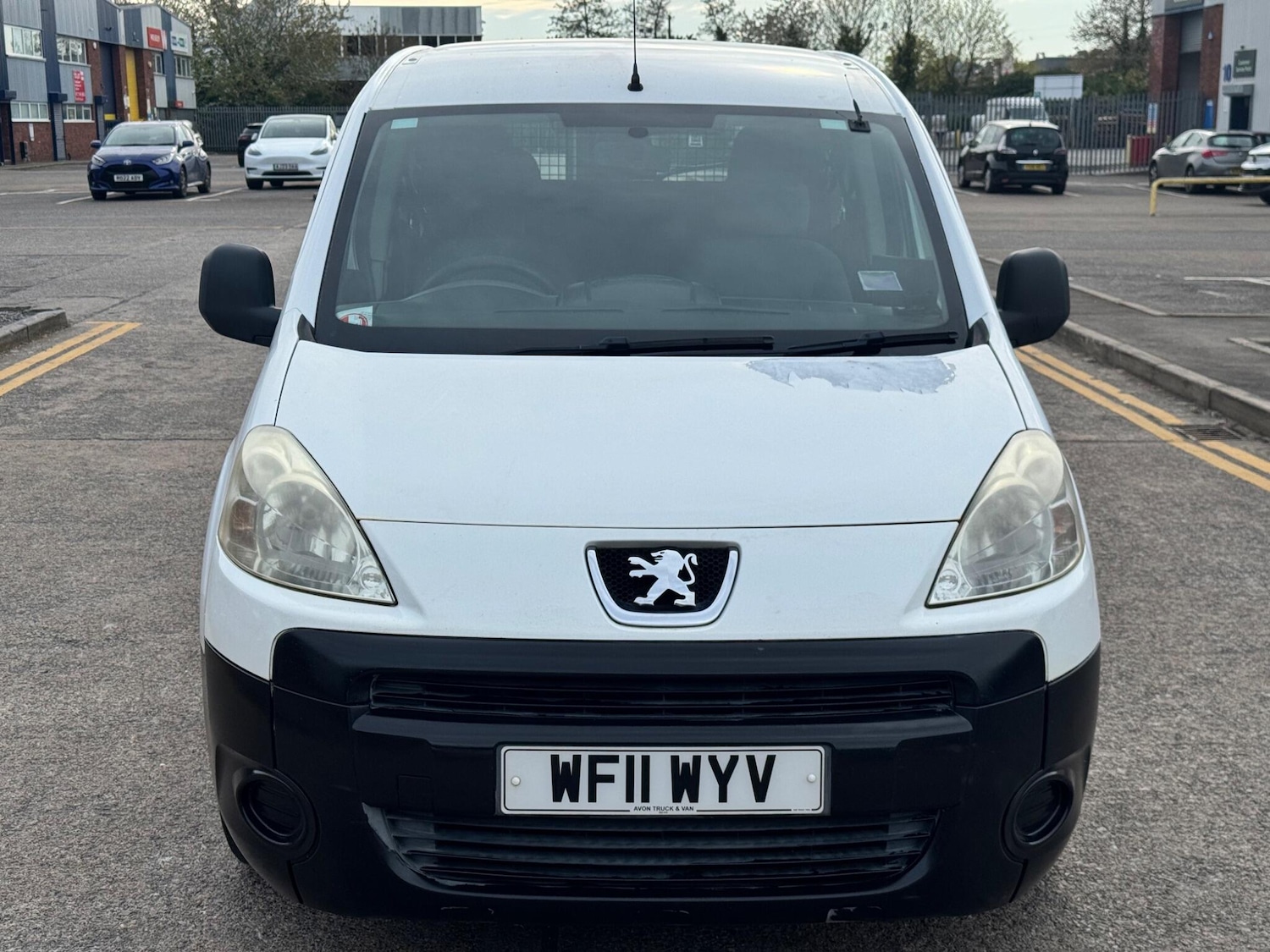 Used Peugeot Partner 2011 for sale - 78204060: Photo 2