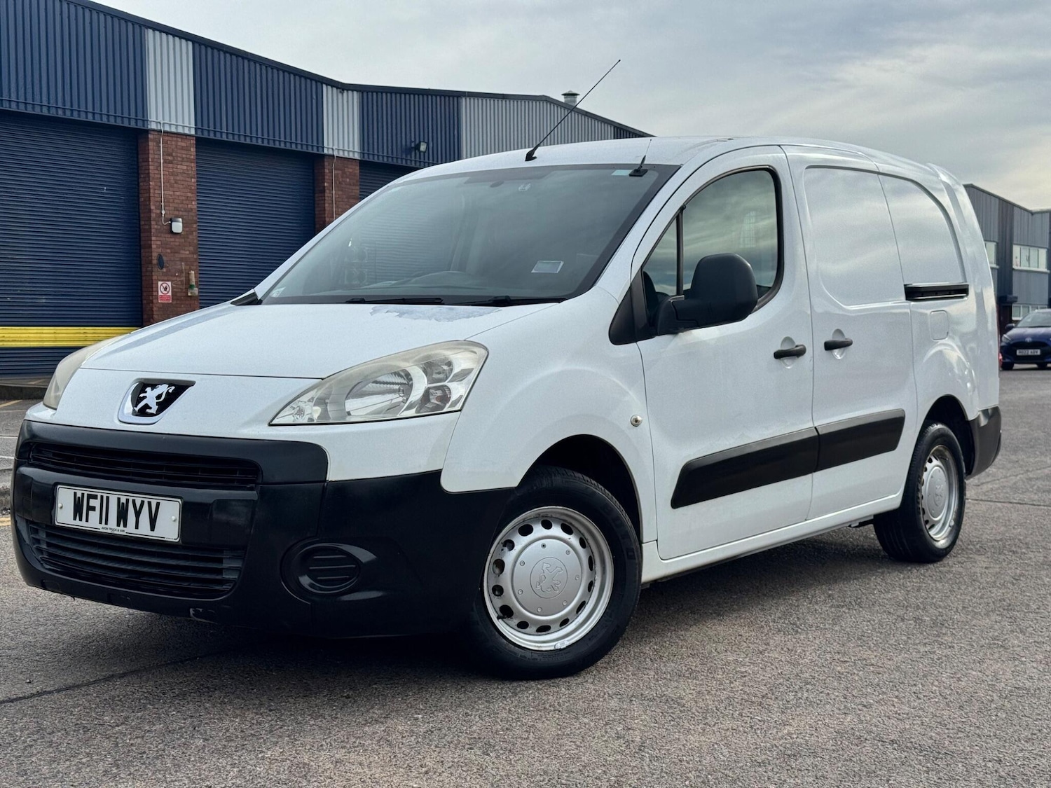 Used Peugeot Partner 2011 for sale - 78204060: Photo 7