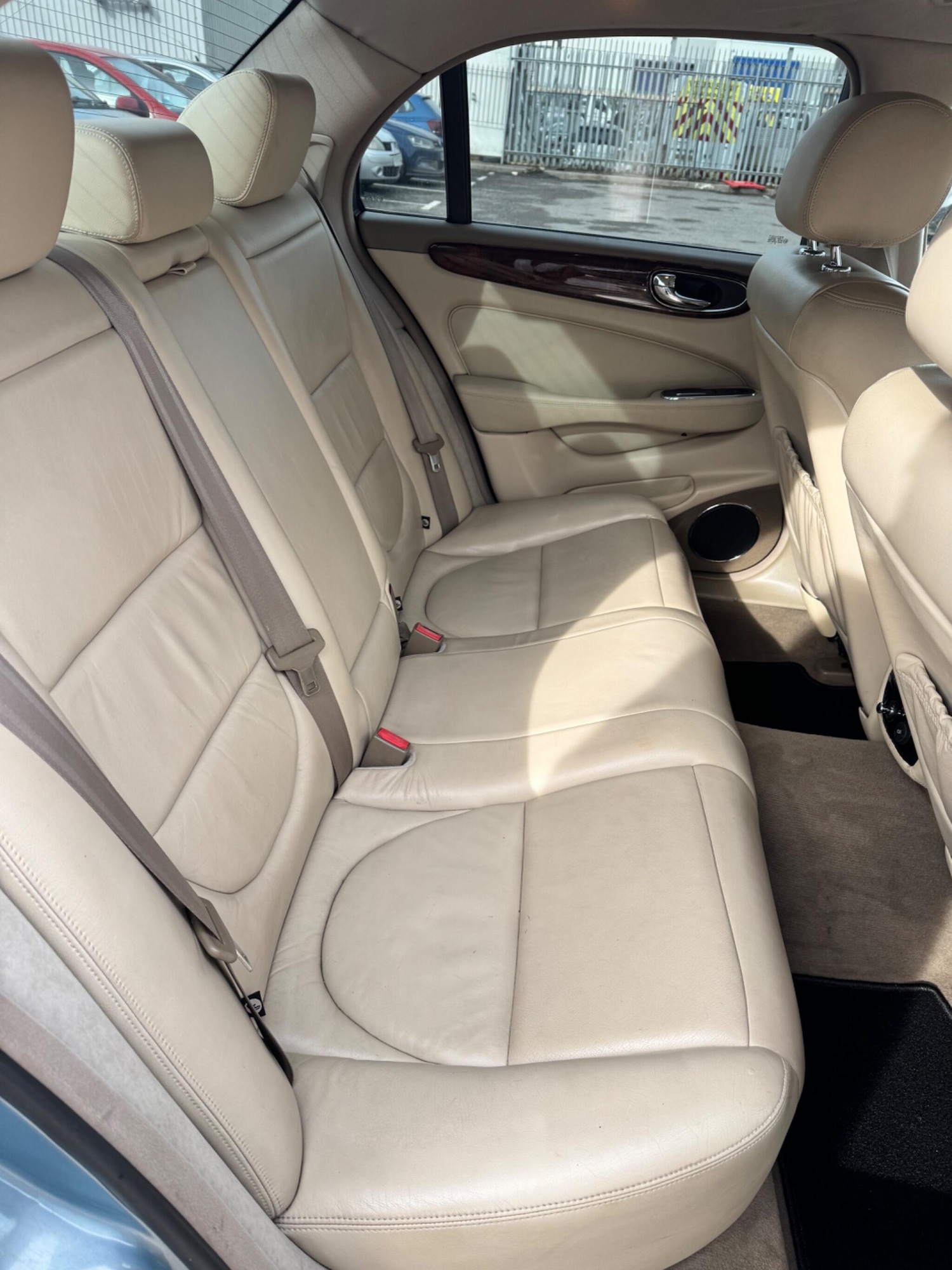 Used Jaguar XJ 2004 for sale - 77799299: Photo 27