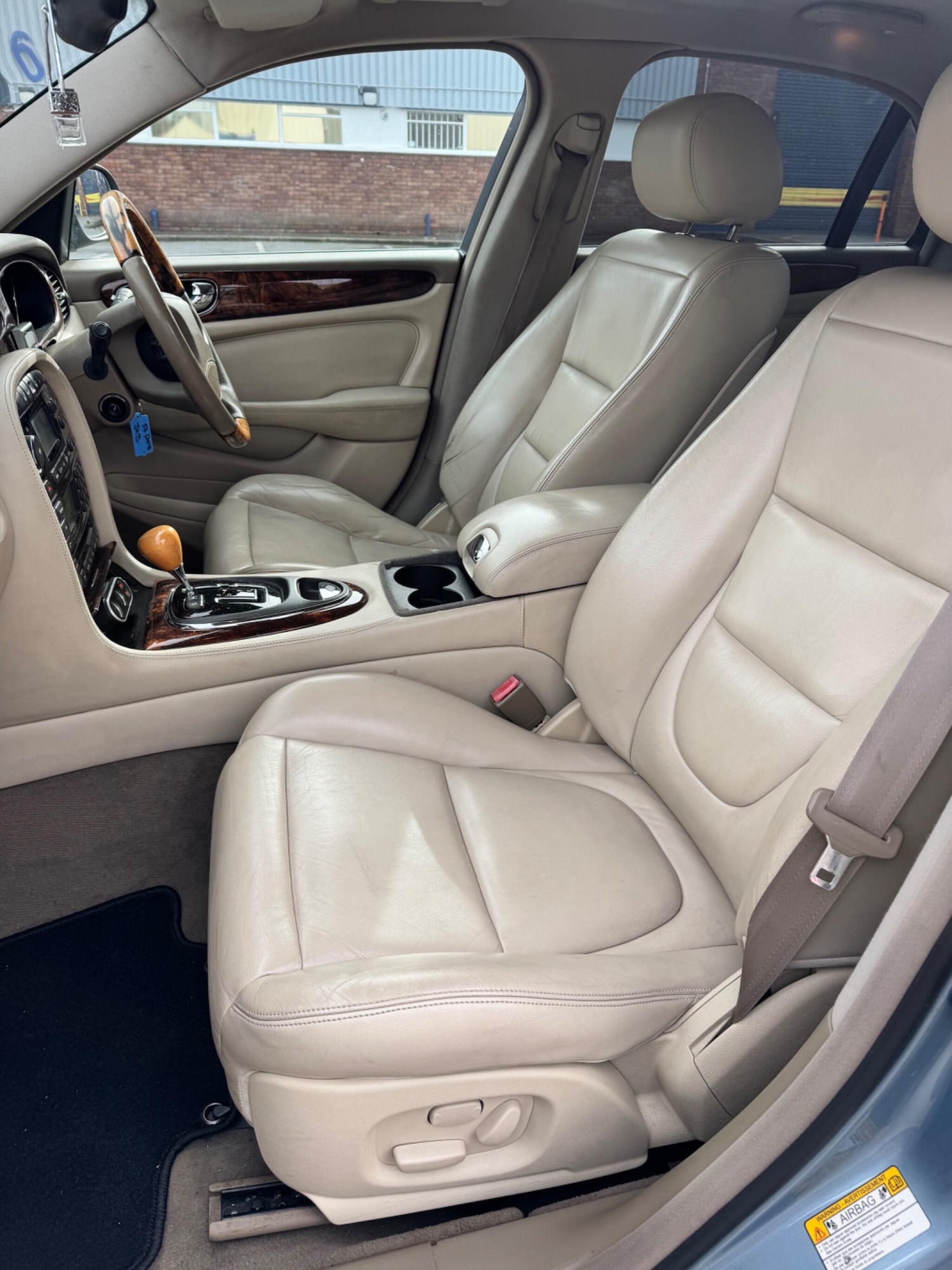 Used Jaguar XJ 2004 for sale - 77799299: Photo 43