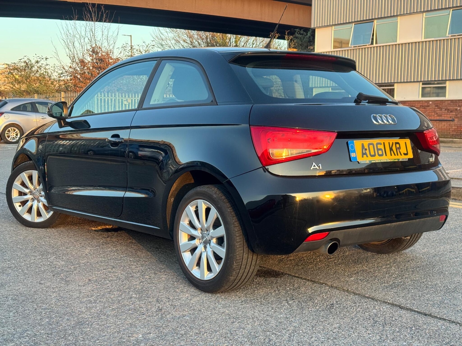 Used Audi A1 2011 for sale - 77512262: Photo 8