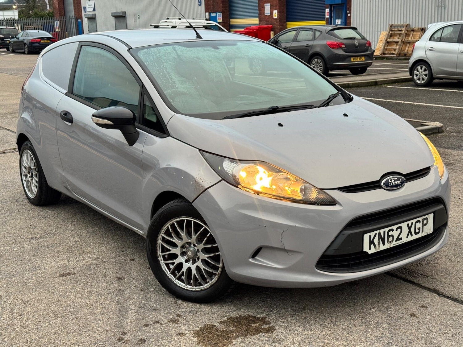 Used Ford Fiesta 2012 for sale - 77625016: Photo 1
