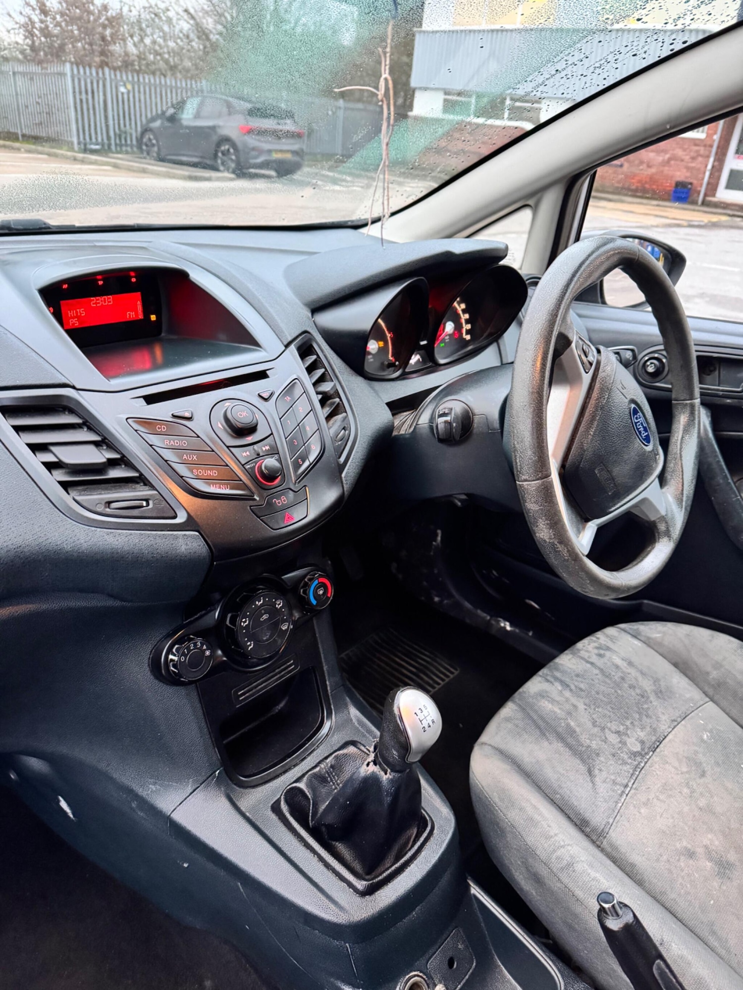 Used Ford Fiesta 2012 for sale - 77625016: Photo 29