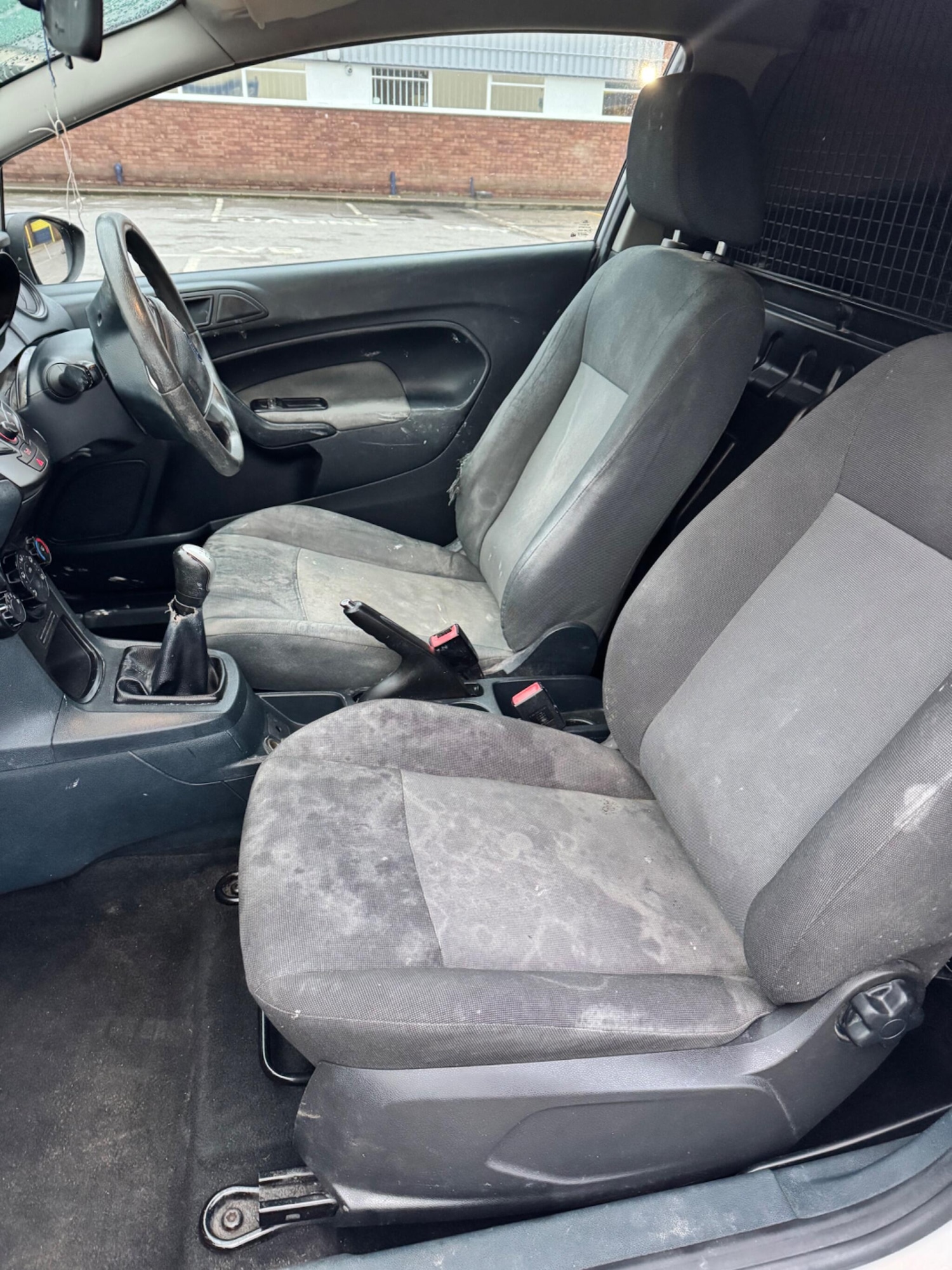 Used Ford Fiesta 2012 for sale - 77625016: Photo 30