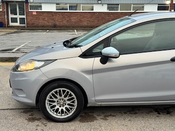 Used Ford Fiesta 2012 for sale - 77625016: Photo