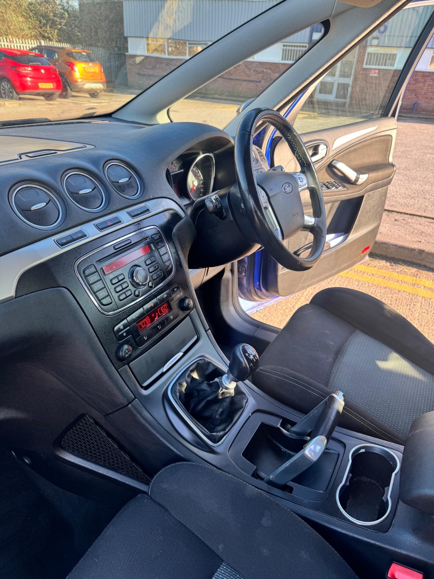 Used Ford S-Max 2013 for sale - 77925529: Photo 21