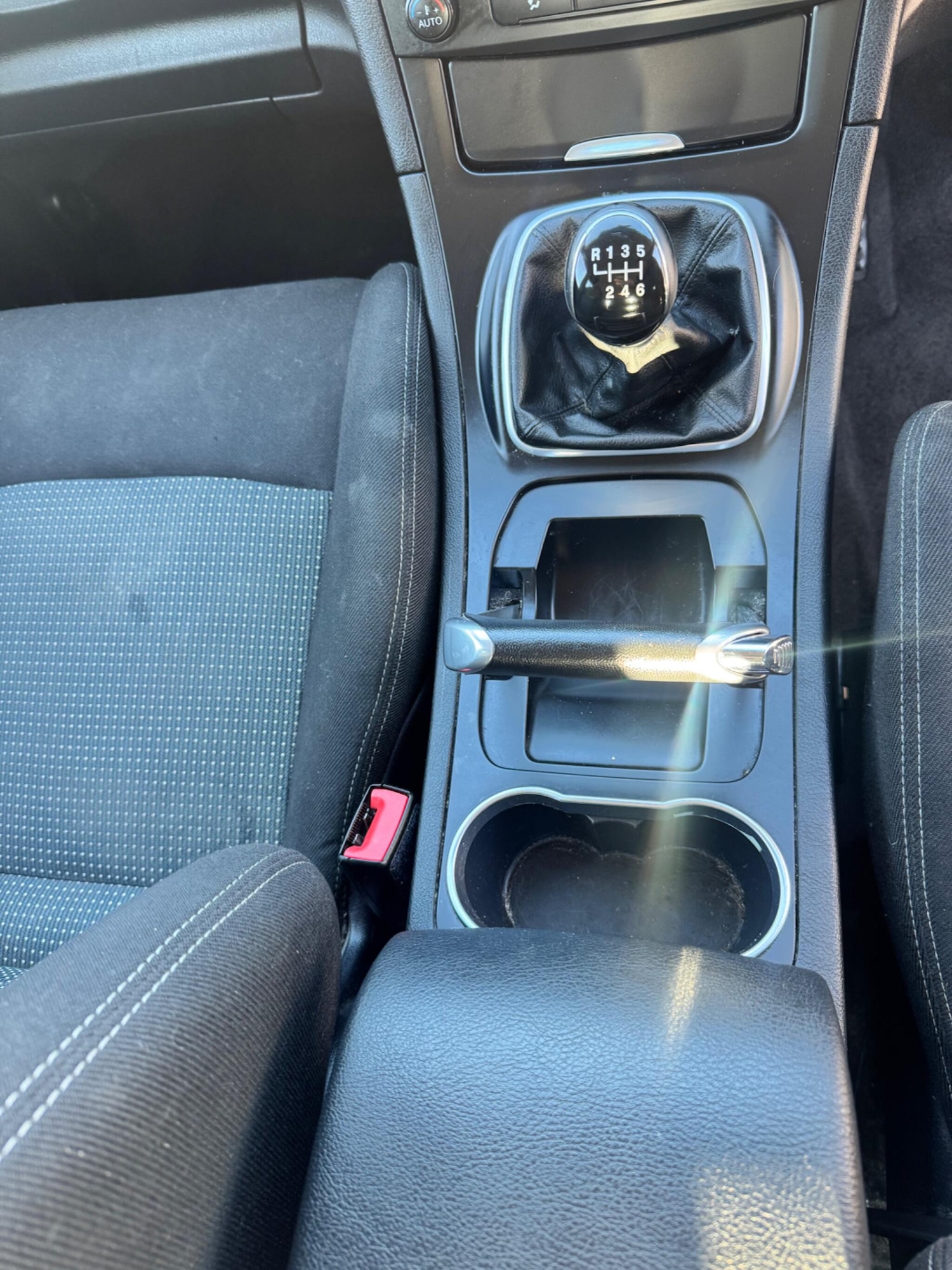 Used Ford S-Max 2013 for sale - 77925529: Photo 24