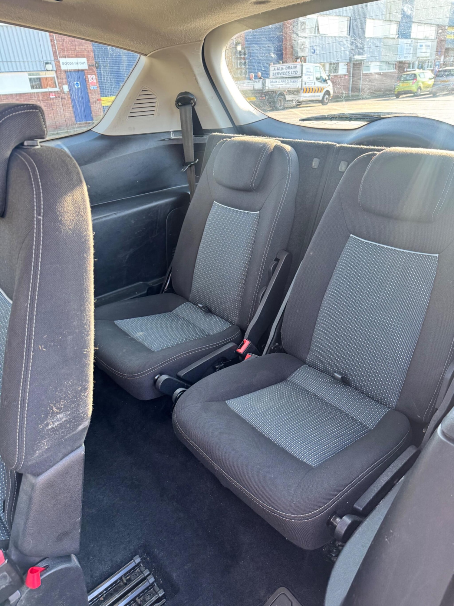 Used Ford S-Max 2013 for sale - 77925529: Photo 28