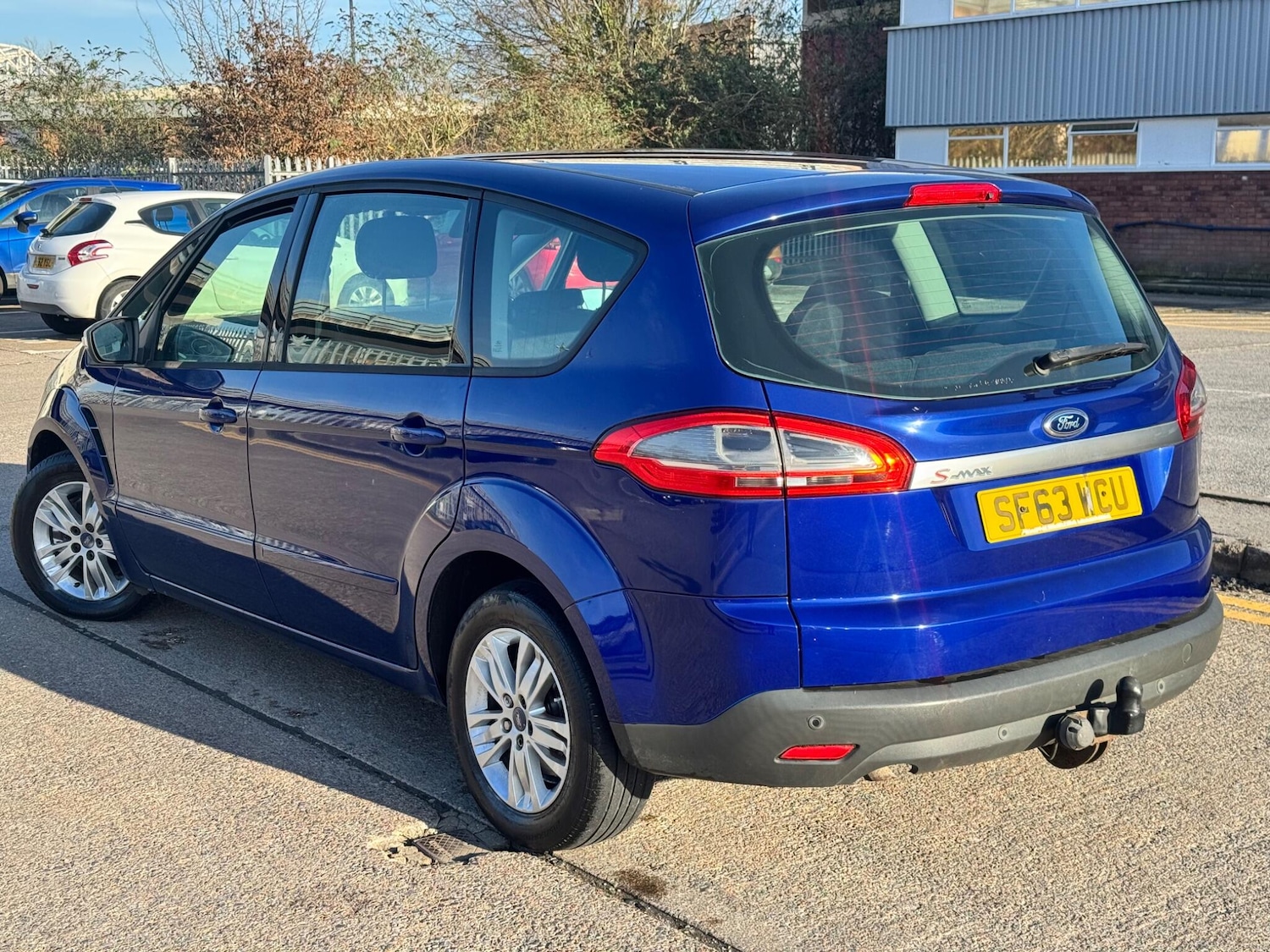 Used Ford S-Max 2013 for sale - 77925529: Photo 4