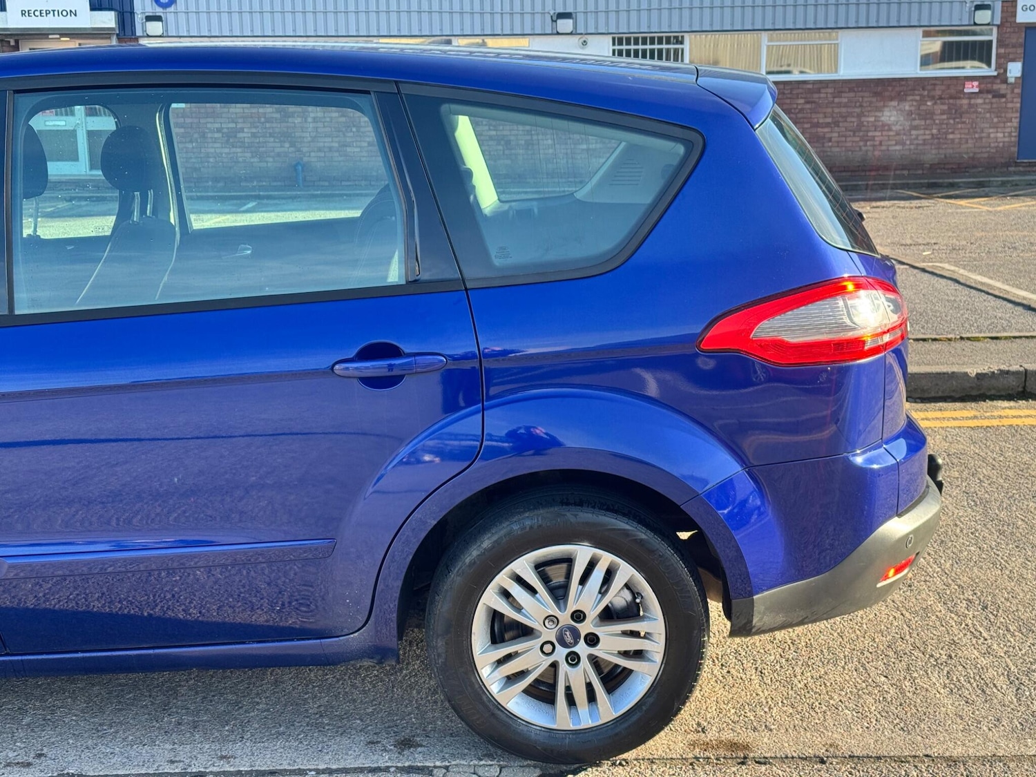 Used Ford S-Max 2013 for sale - 77925529: Photo 43