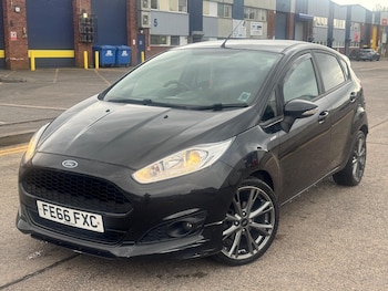 Used Ford Fiesta 2016 for sale - 78135777: Photo