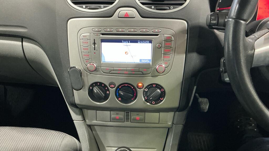 Used Ford Focus 2011 for sale - 77939386: Photo 11