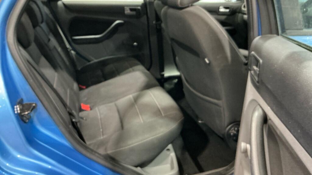 Used Ford Focus 2011 for sale - 77939386: Photo 8