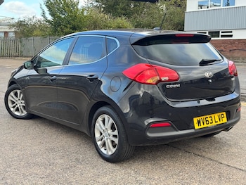Used Kia Ceed 2013 for sale - 79212890: Photo