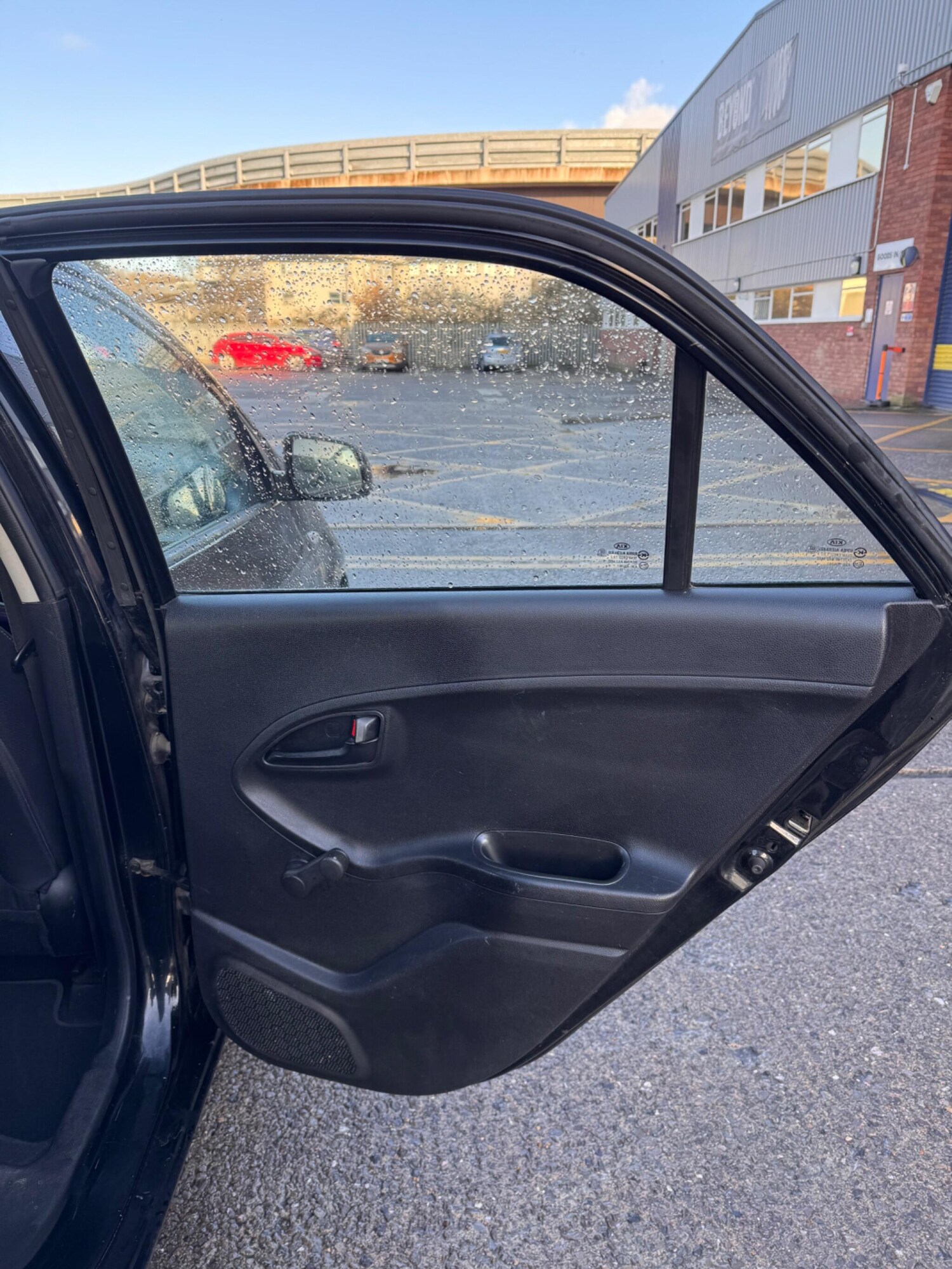 Used Kia Picanto 2011 for sale - 77512272: Photo 31