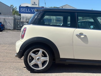 Used MINI Hatch 2010 for sale - 78854649: Photo
