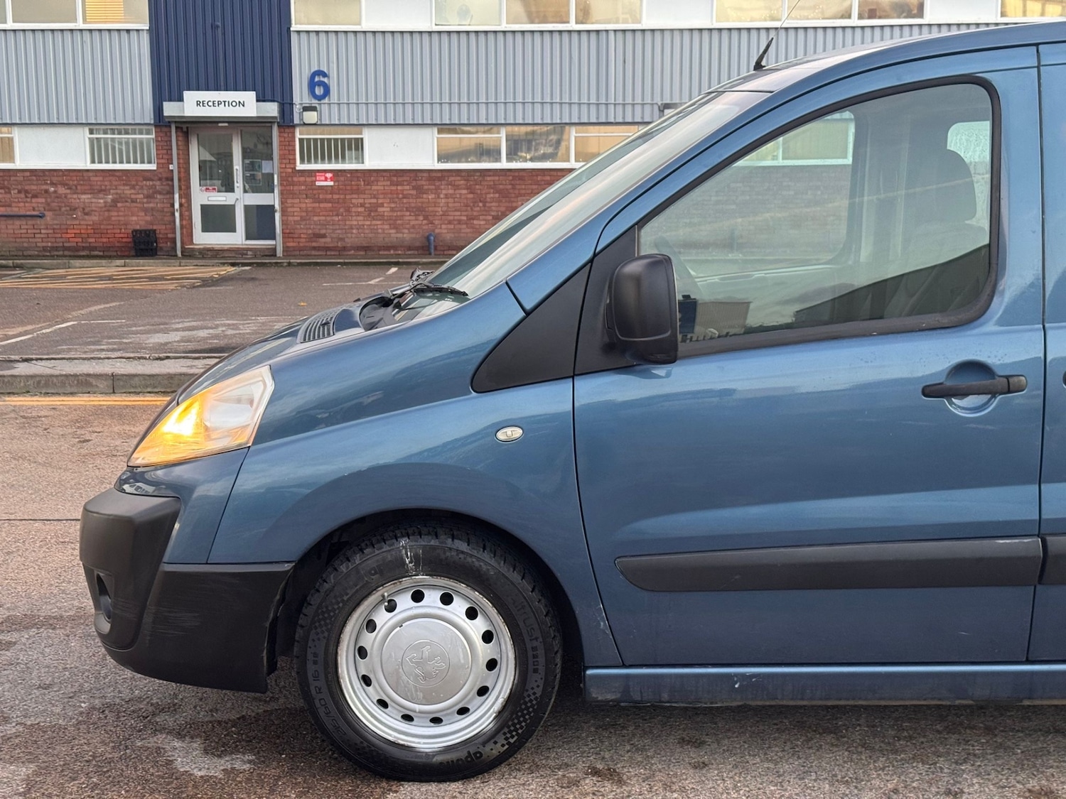 Used Peugeot Expert Tepee 2011 for sale - 77060112: Photo 11