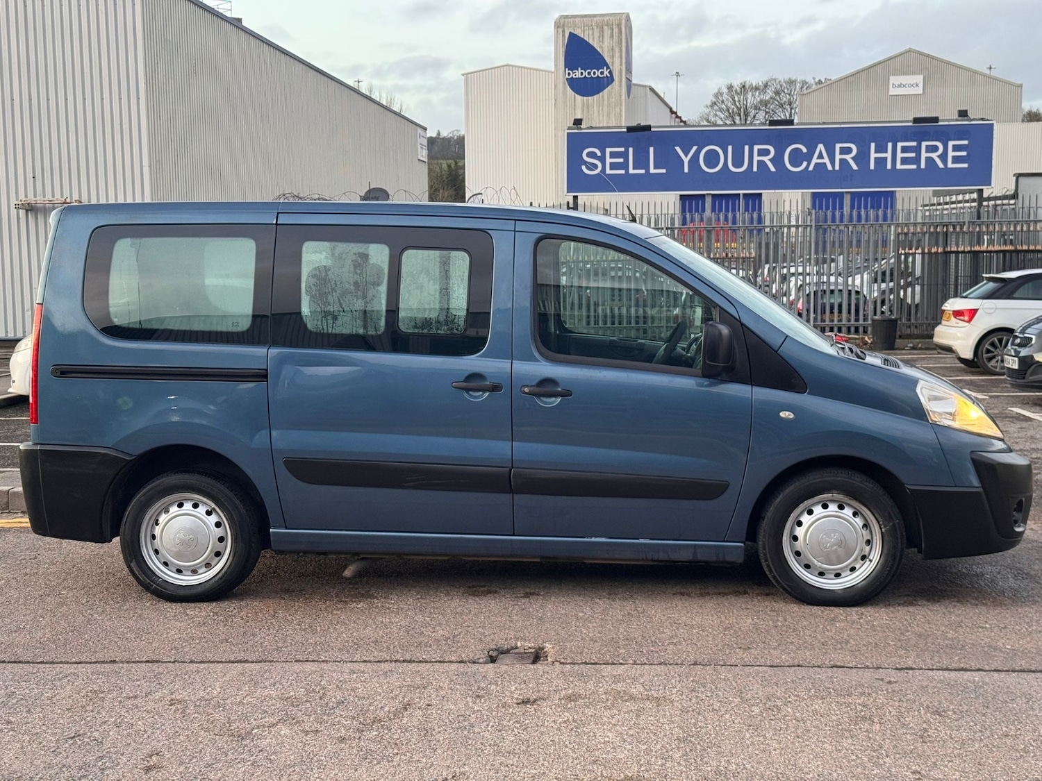 Used Peugeot Expert Tepee 2011 for sale - 77060112: Photo 3