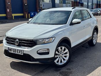 Used Volkswagen T-Roc 2018 for sale - 78492726: Photo