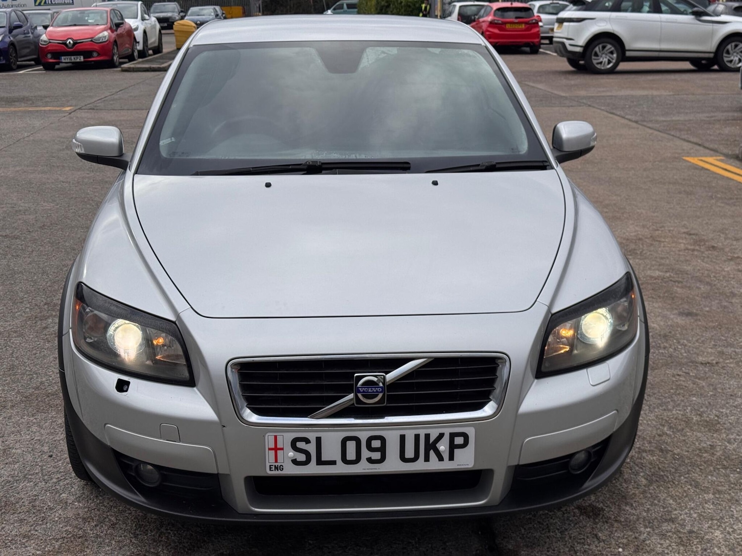Used Volvo C30 2009 for sale - 77512275: Photo 2