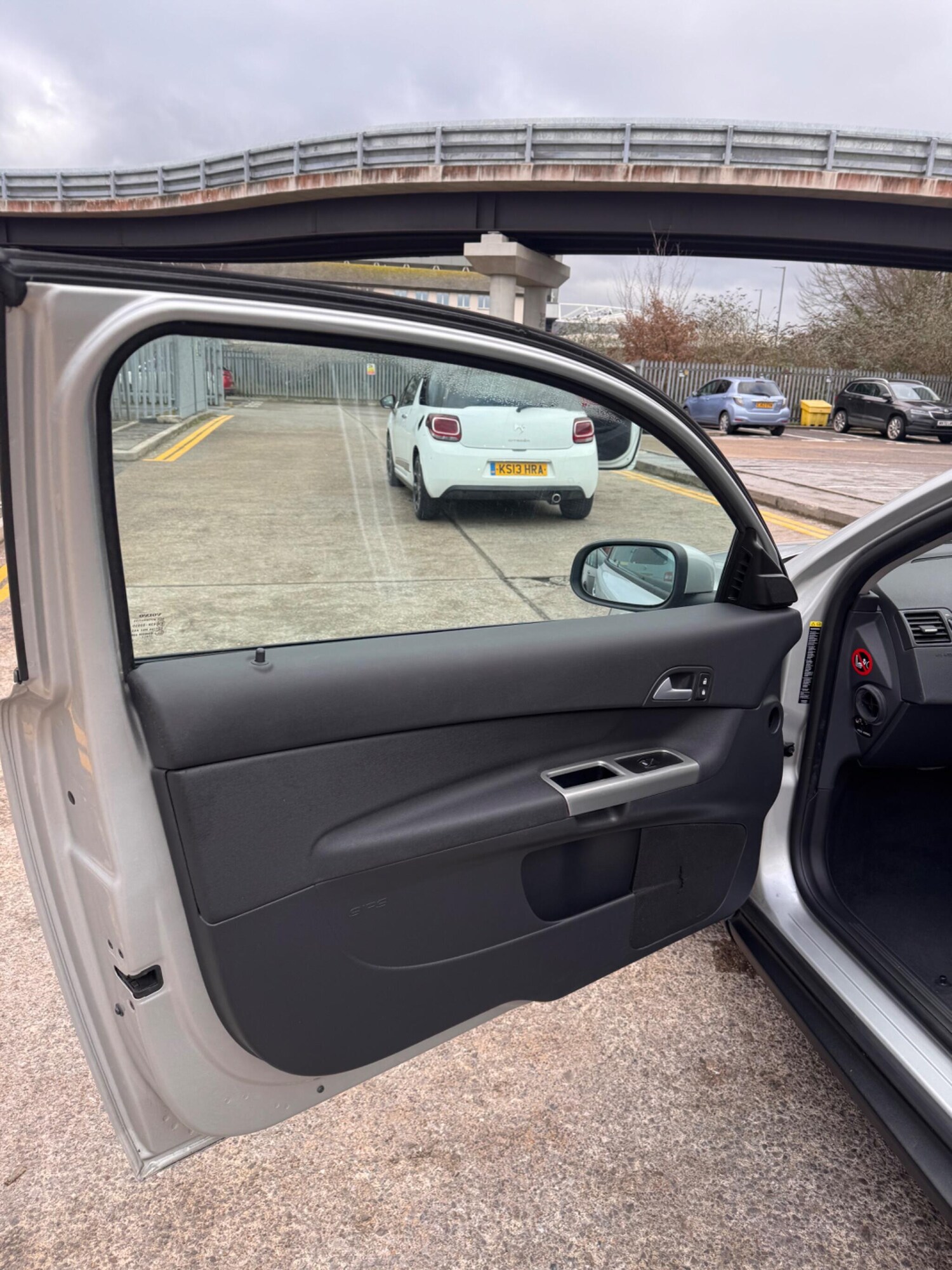 Used Volvo C30 2009 for sale - 77512275: Photo 29