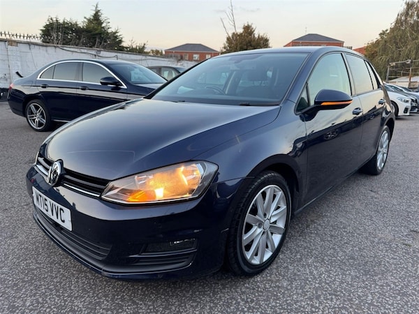 Used Volkswagen Golf 2015 for sale - 76112483: Photo 2