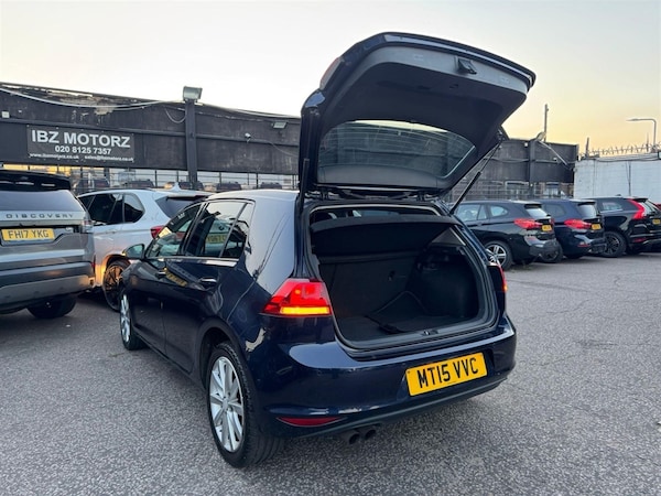Used Volkswagen Golf 2015 for sale - 76112483: Photo 32