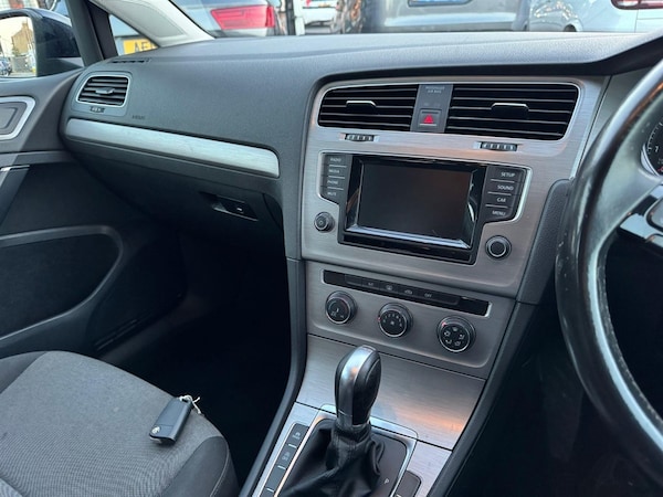 Used Volkswagen Golf 2015 for sale - 76112483: Photo 56