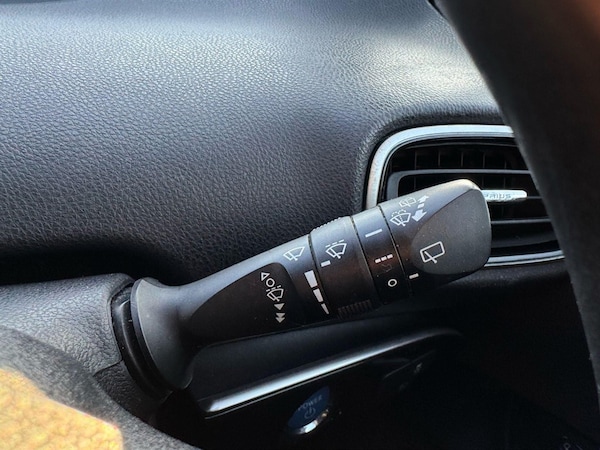 Used Toyota Prius 2016 for sale - 75567028: Photo 54