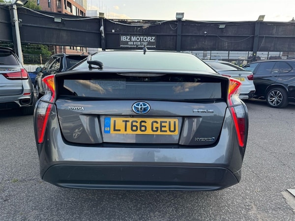Used Toyota Prius 2016 for sale - 75567028: Photo 8